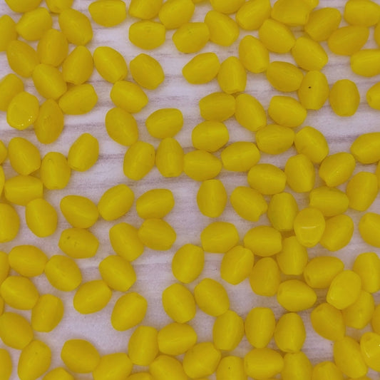 50 x pinch beads in Milky Yellow (3x5mm)