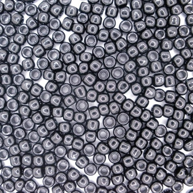 0049 - 10g Size 6/0 Toho seed beads in Black