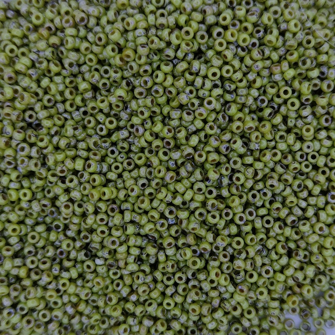 4515 - 25g Size 15/0 Miyuki seed beads in Chartreuse Picasso