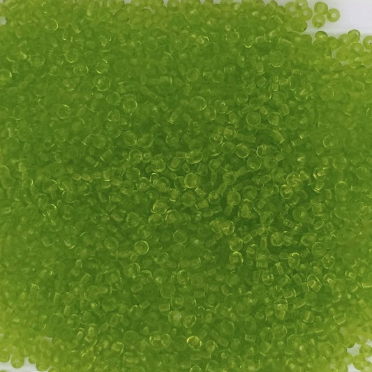 5g x 10/0 Venetian seed beads in Grass Green (1950s)