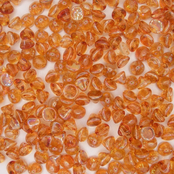 25 x Button beads in Crystal Apricot Medium