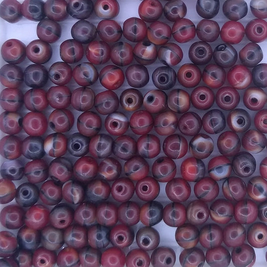 50 x 4mm round beads in Black/Red