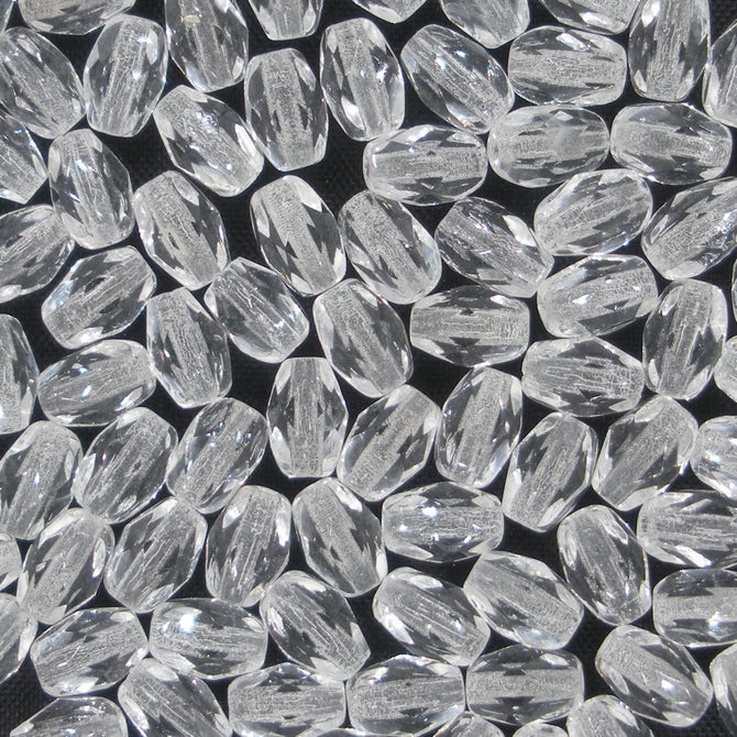 25 x faceted ovals in Crystal (6x4mm)