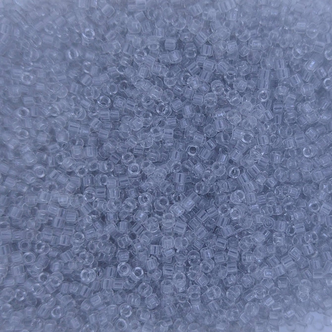 DB1111 - 5g Size 11/0 delicas in Transparent Grey Mist