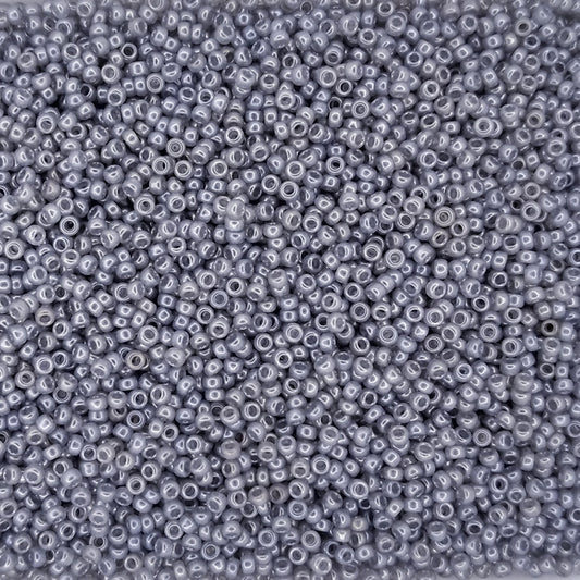 0526 - 5g Size 15/0 Miyuki seed beads in Silver Grey Ceylon