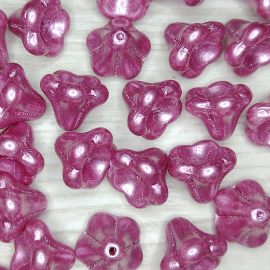5 x Bell Flowers in Pink Lustre (11x13mm)