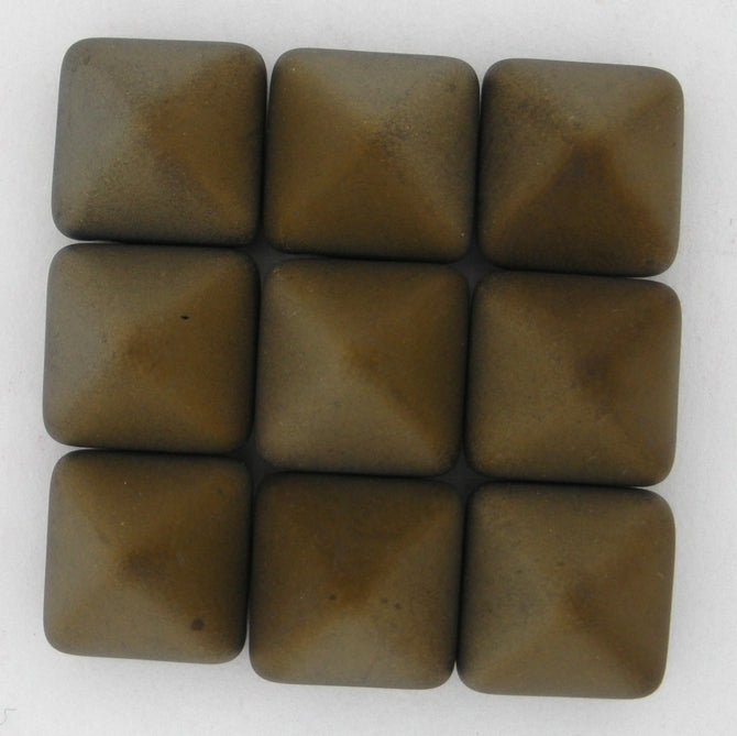 2 x 12mm pyramids in Matt Black Valentinite