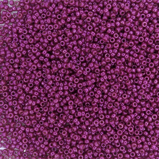 1465L - 5g Size 15/0 Miyuki seed beads in Opaque Fuchsia Lustre