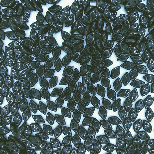 50 x CzechMate diamonds in Black