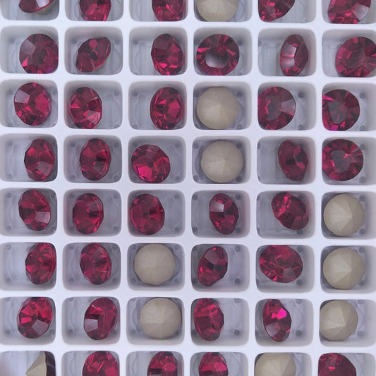 SS39 or 8.3mm Chaton Maxima in Ruby (Preciosa)