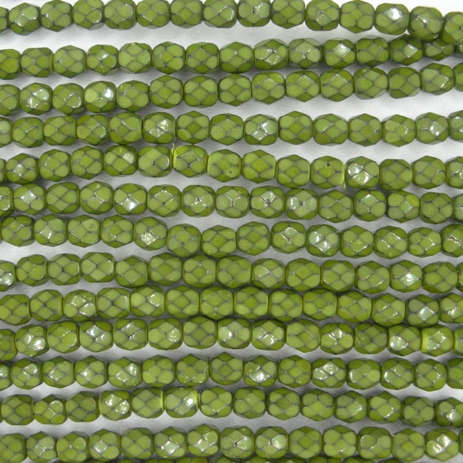38 x 4mm snake skin beads in Olivine Green