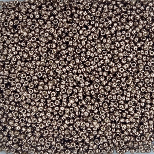 4213 - 5g Size 15/0 Miyuki seed beads in Duracoat Galvanised Dark Mauve