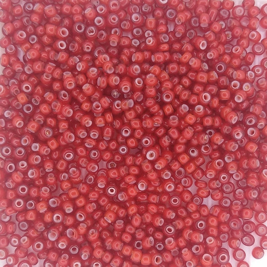 5g x 10/0 Venetian seed beads in White lined Red (1950s)