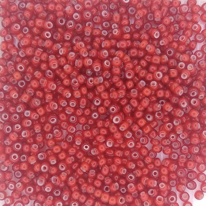 5g x 10/0 Venetian seed beads in White lined Red (1950s)