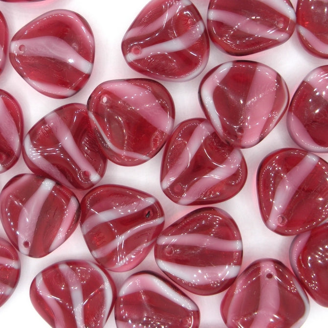 10 x large rose petals in Red and White stripes (14x13mm)