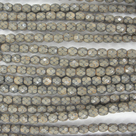 38 x 4mm snake skin beads in Sand