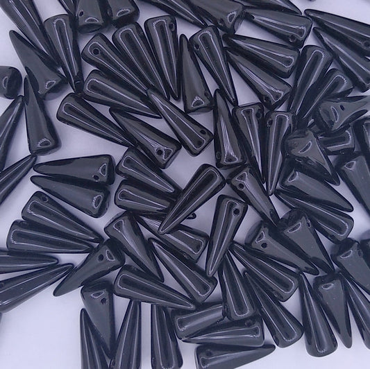 5 x large spikes in Black (7x17mm)