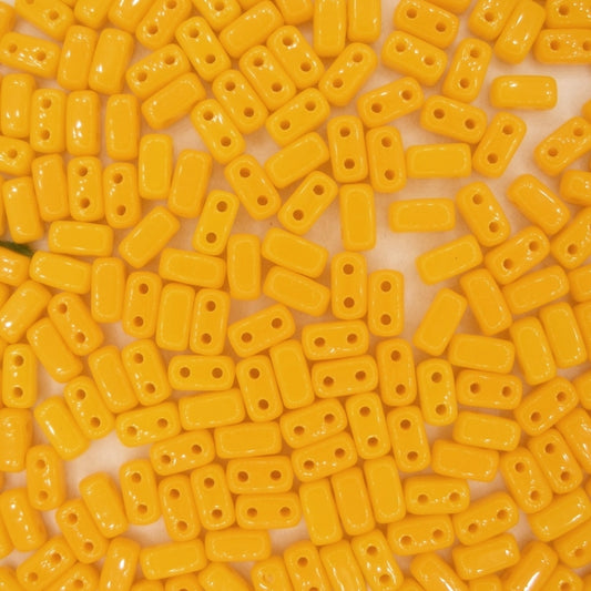 50 x CzechMate bricks in Sunflower Yellow
