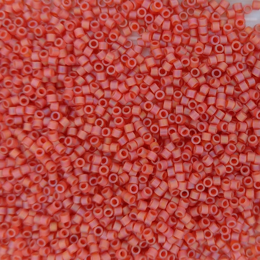 DB0856 - 1g Size 11/0 delicas in Matt Red Orange AB