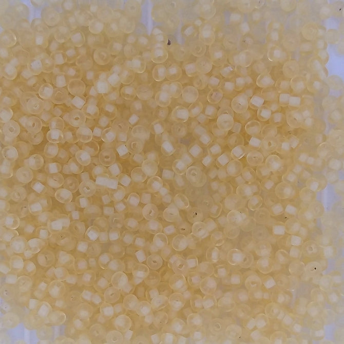 5g x 10/0 Venetian seed beads in White lined Champagne (1950s)