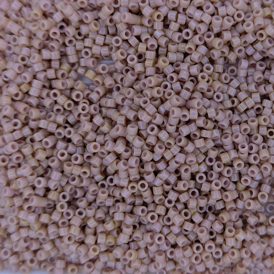 DB2105 - 25g Size 11/0 delicas in Duracoat Opaque Beige