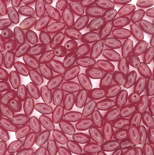 50 x oat beads in Red (4x6mm)