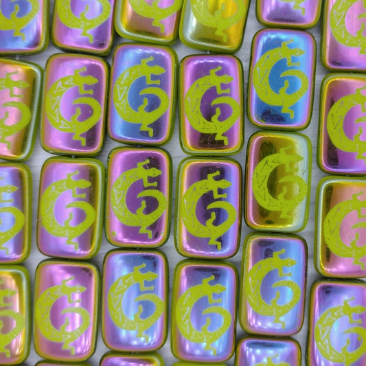 6 x rectangular beads in Lime with laser etched Lizard (18x12mm)