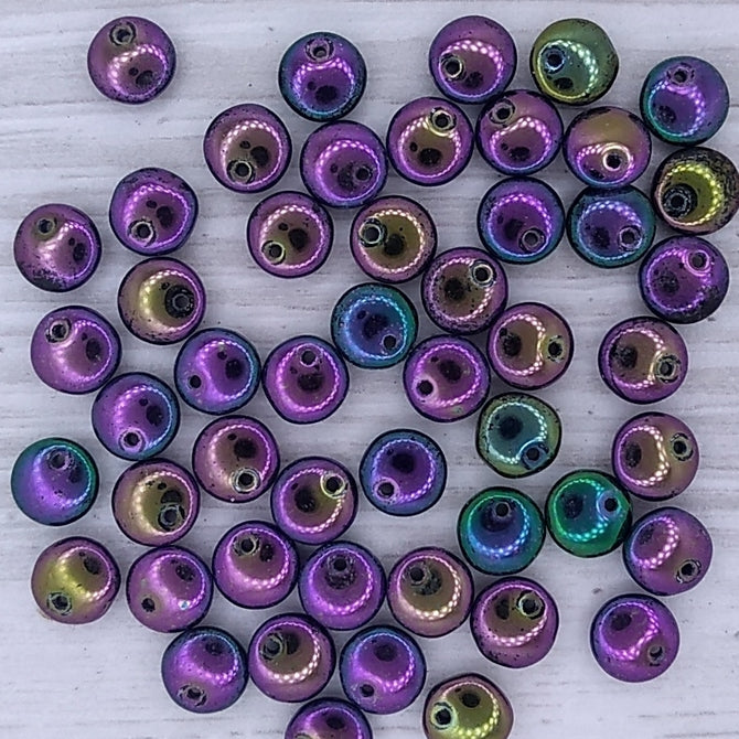 40 x 6mm lentils in Purple Iris