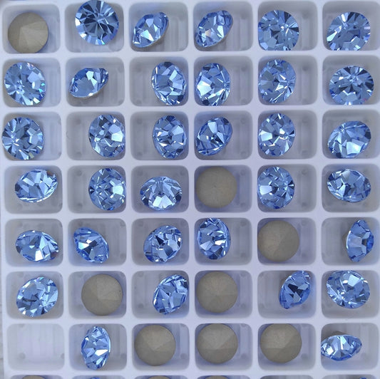 SS39 or 8.3mm Chaton Maxima in Light Sapphire (Preciosa)