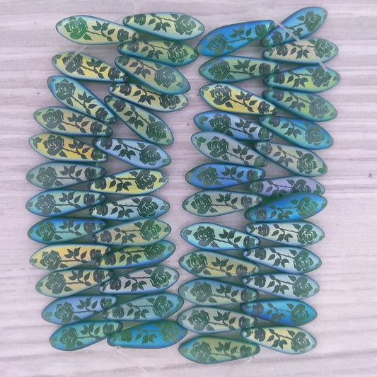 25 x Laser etched daggers in Matt Green with Rose pattern (5x16mm)