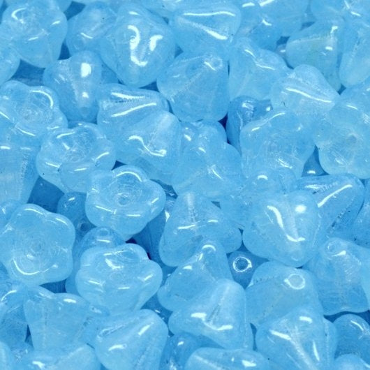 15 x Bell Flower in Crystal/Light Blue (8x6mm)