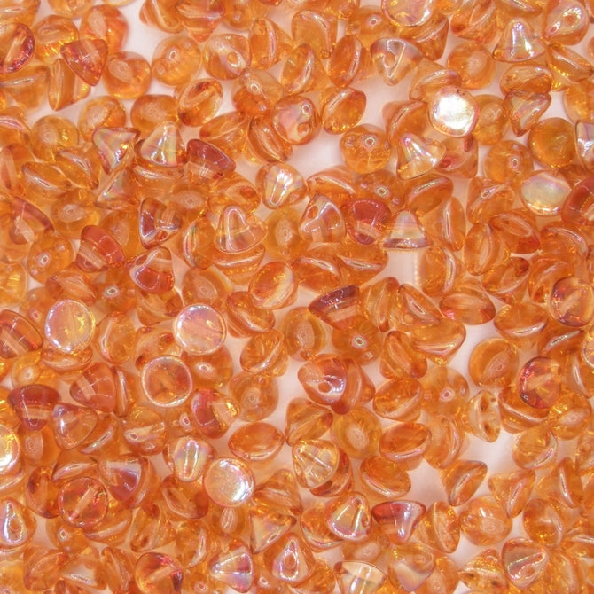 25 x Button beads in Crystal Apricot Medium