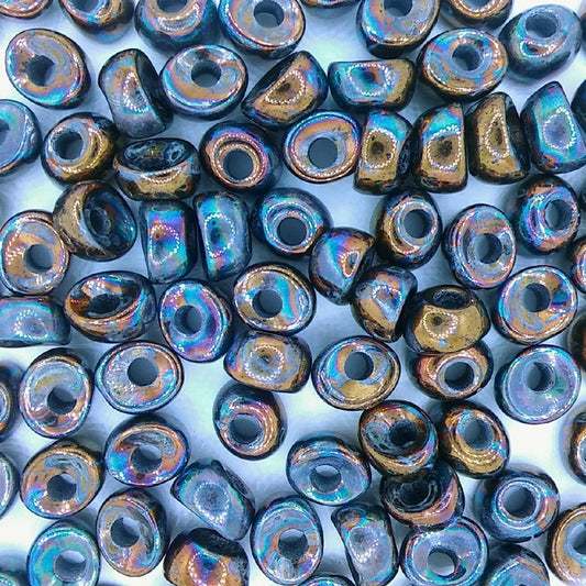 10 x Nano beads in Black Iris