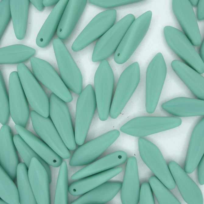 10 x daggers in  Matt Green Turquoise (5x16mm)