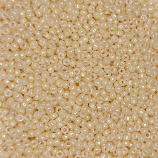 0593 - 10g Size 11/0 Miyuki seed beads in Light Caramel Ceylon