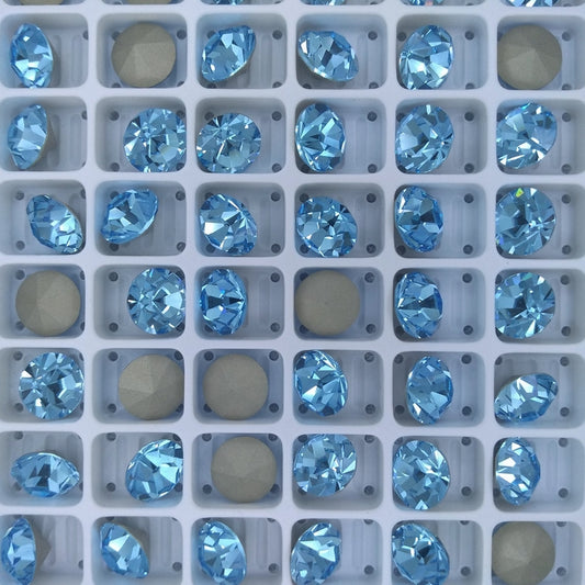 SS39 or 8.3mm Chaton Maxima in Aquamarine (Preciosa)