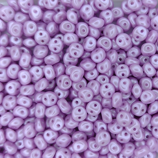 5g x 4mm Es-o beads in Pastel Light Lila