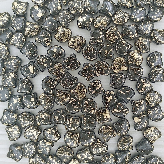 25 x Ginko beads in Black Gold Splash