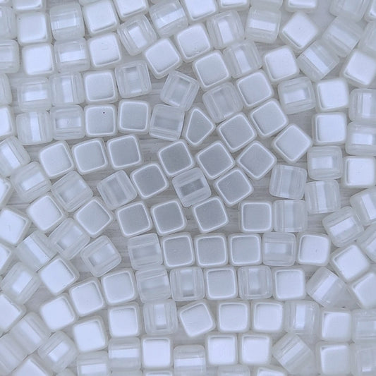 12 x 6mm tiles in Crystal/Metallic White