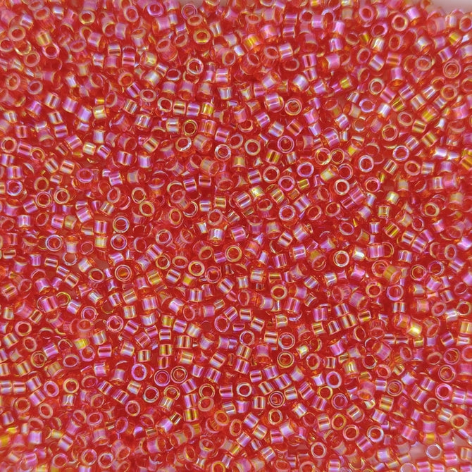 DB0172 - 1g Size 11/0 delicas in Transparent Red AB