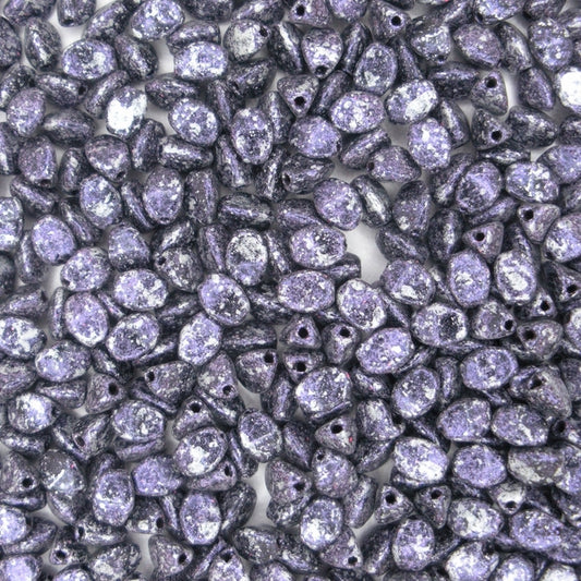 50 x pinch beads in Tweedy Violet