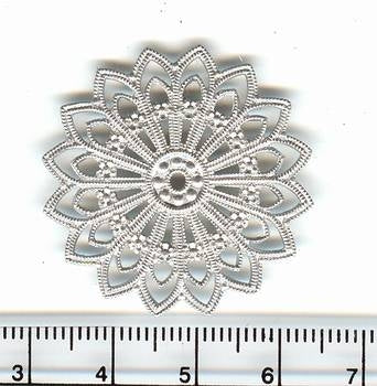 M12 - 3.3cm filigree disc in Silver (1950s)