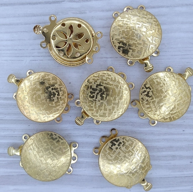 3 x 18mm clasps in Gold with 3 rows (UK Production)