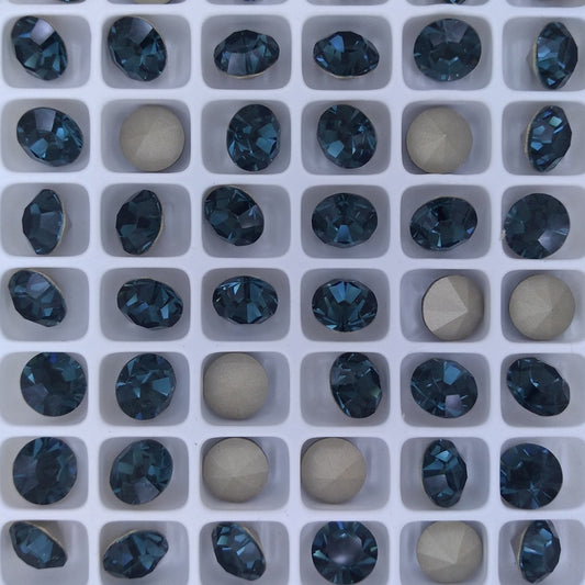 SS39 or 8.3mm Chaton Maxima in Montana (Preciosa)