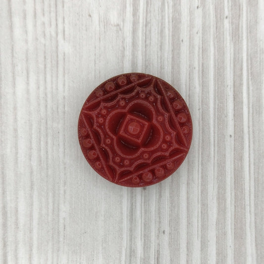 2441 - 22.5mm cabochon in Red