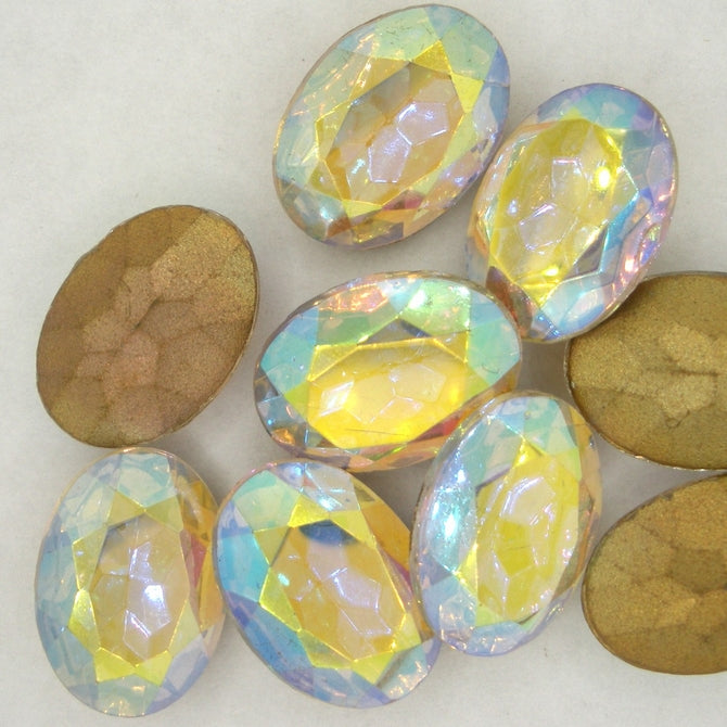 Cab38 - 13x18mm oval cabochon in Crystal AB (Vintage)