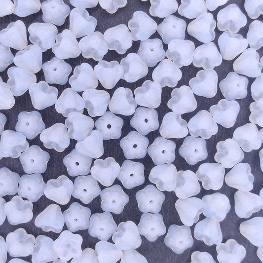 15 x Baby Bell Flowers in Chalk White (6x4mm)