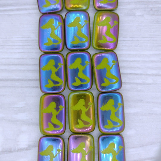 6 x rectangular beads in Lime with laser etched Mermaid (18x12mm)