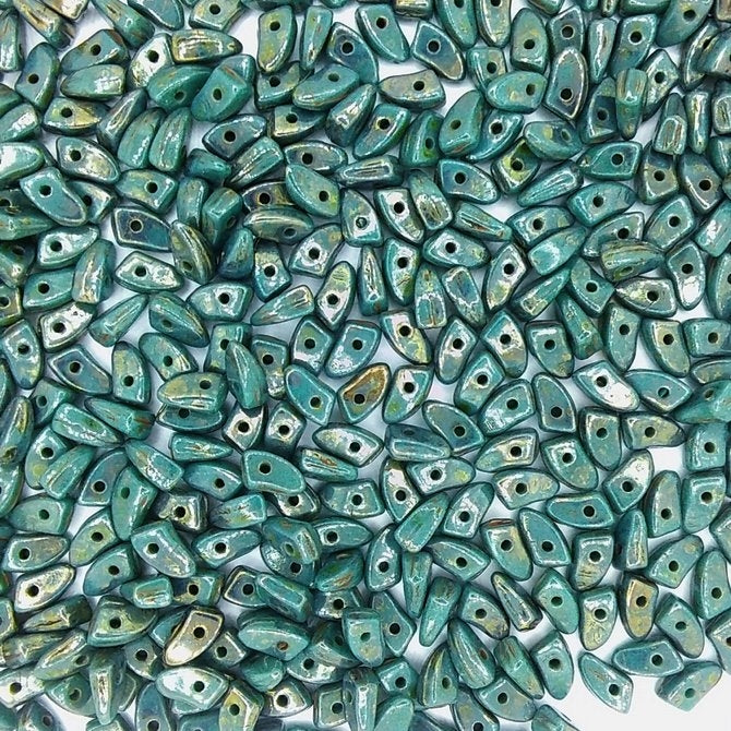 50 x CzechMate prongs in Persian Turquoise Bronze Picasso