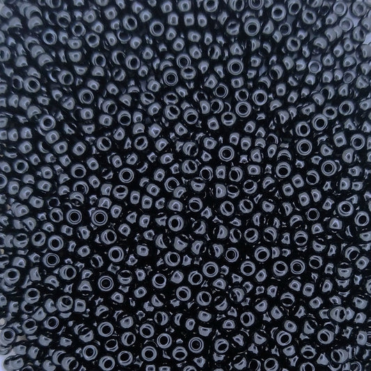 0401 - 10g Size 11/0 Miyuki seed beads in Black